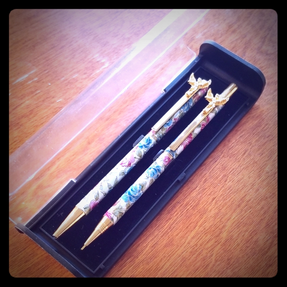 New Gold Angel pen and pencil set with case